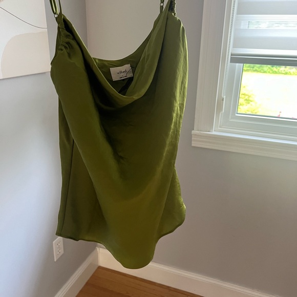 Aritzia Wilfred allusion camisole satin tank - Picture 3 of 3